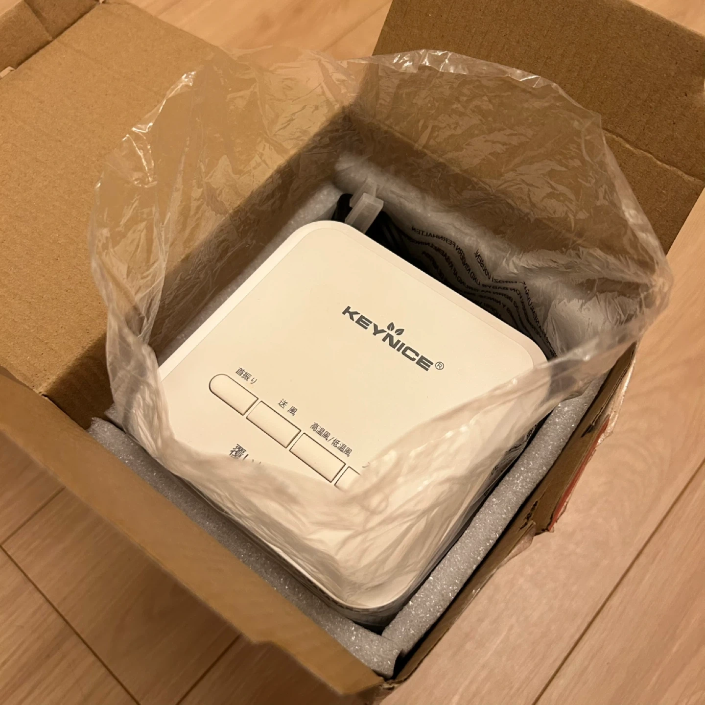 KEYNICE 自動首振りセラミックヒーターの写真2枚目