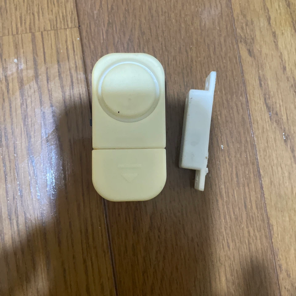 防犯アラーム 開閉センサー2つセットの写真2枚目