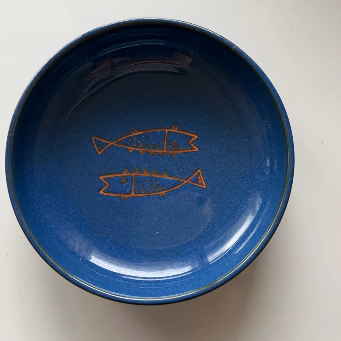 【魚の模様のお皿】
