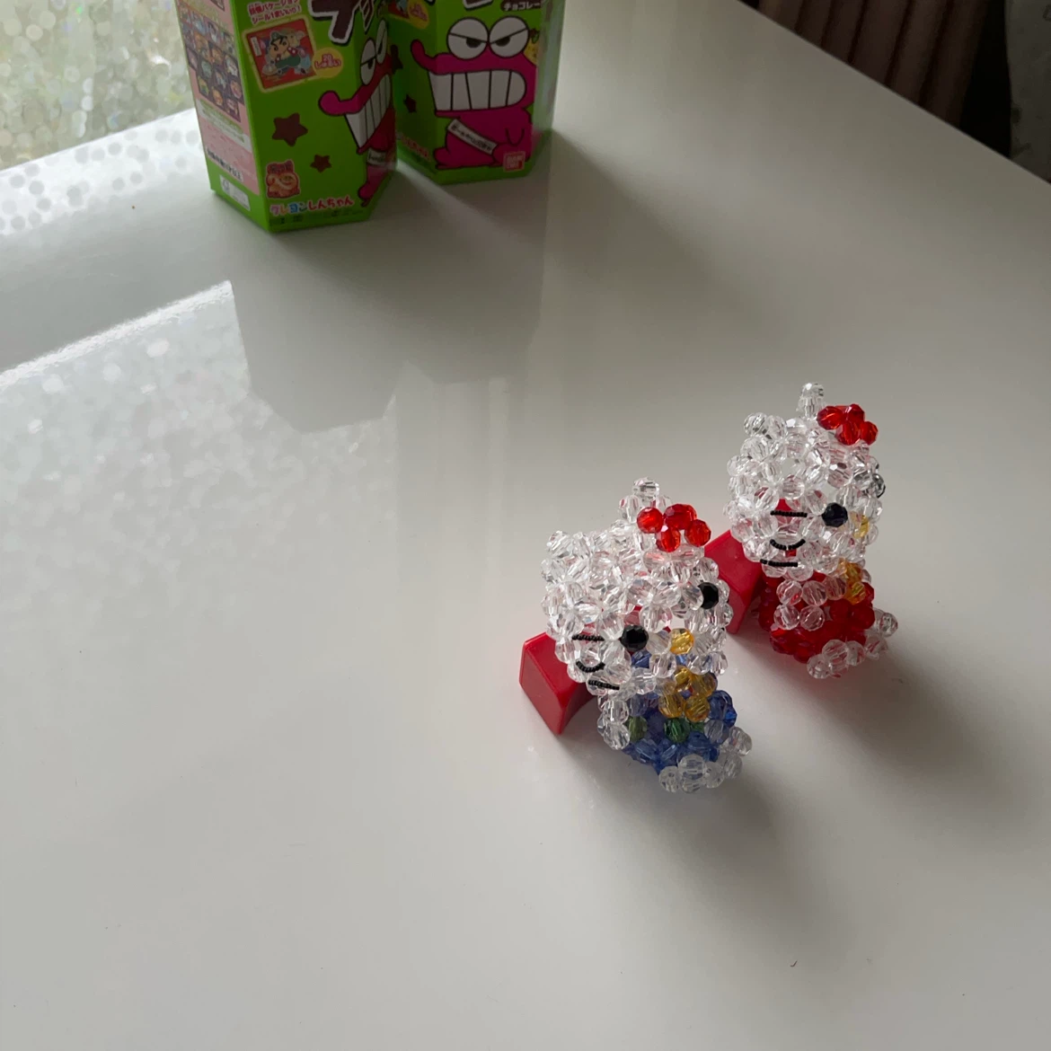 【置物】キティちゃん／ビーズ細工　文鎮付きの写真4枚目
