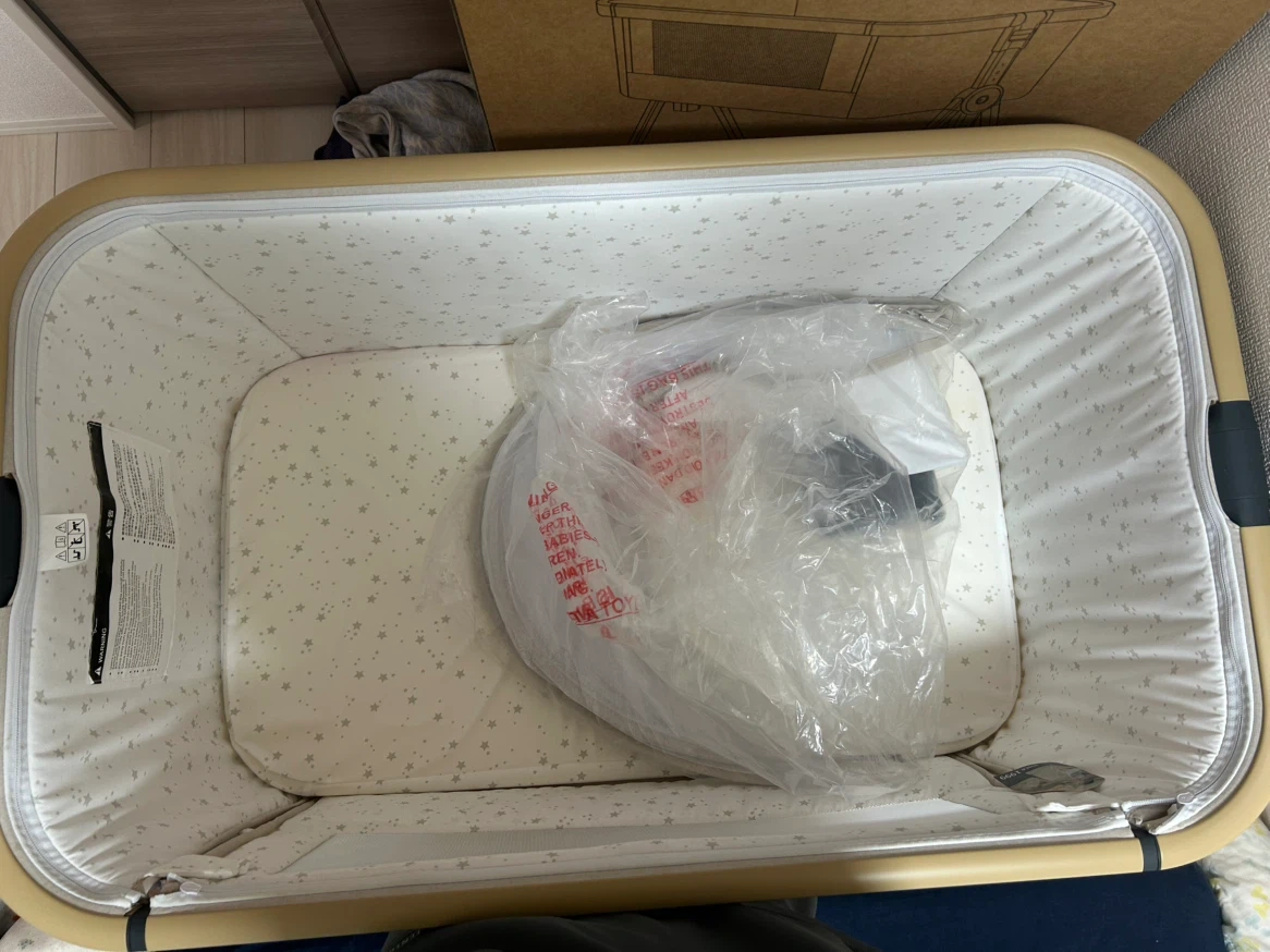 HZDMJ ベビーベッド ベージュの写真2枚目