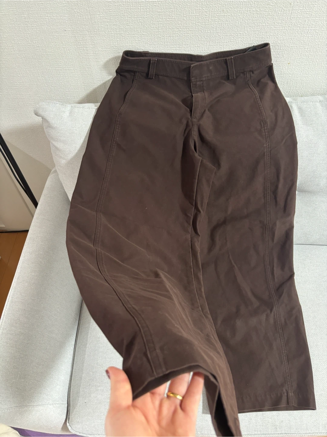 ユニクロ バレルレッグパンツ ブラウン Lサイズの写真3枚目