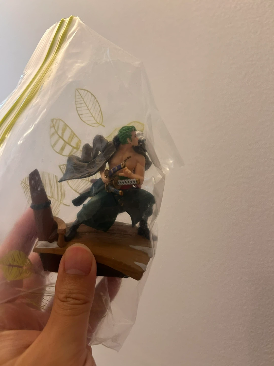 ワンピース ロロノア・ゾロ フィギュア