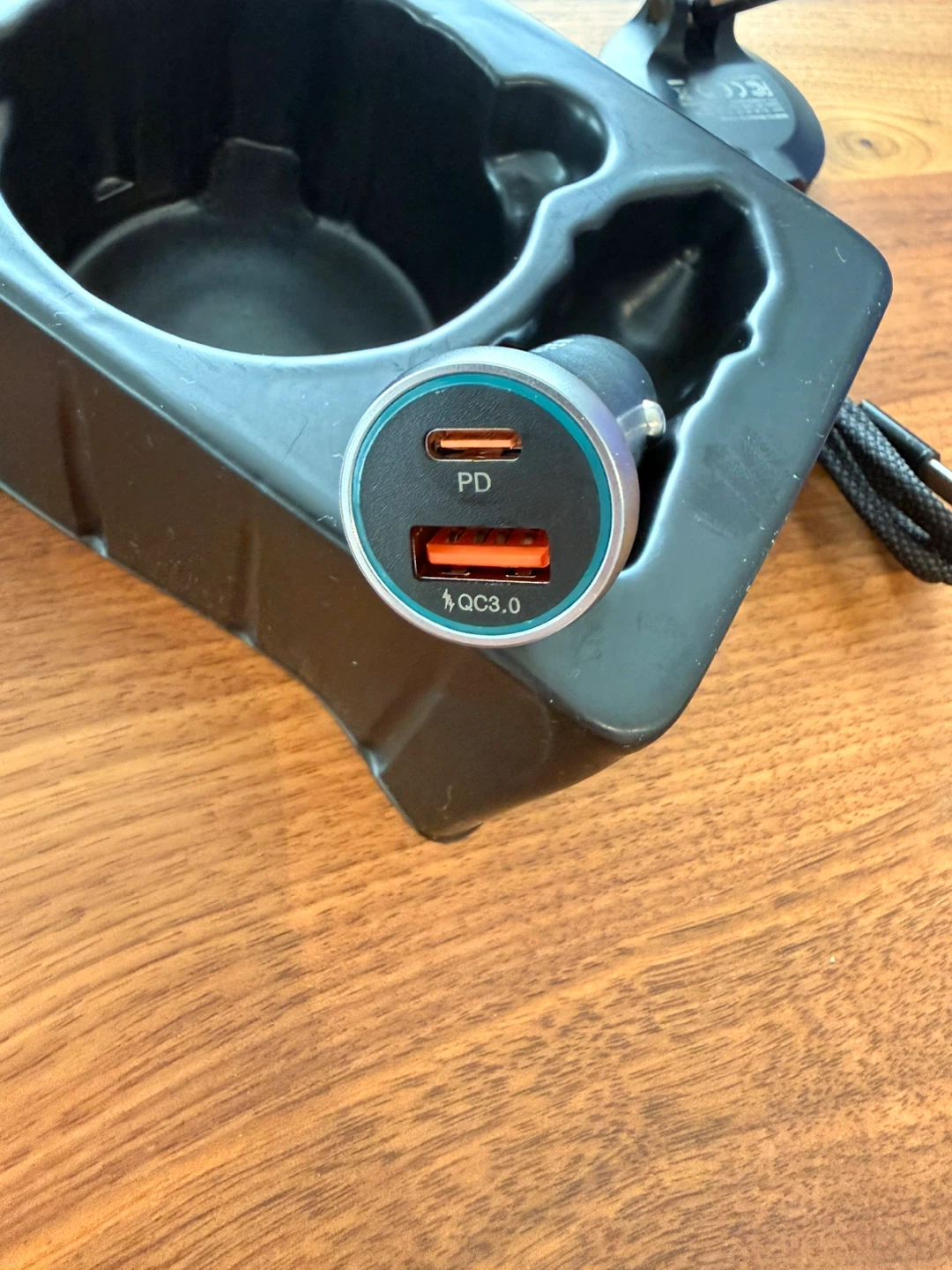 Qi2 車用ワイヤレス充電器の写真3枚目