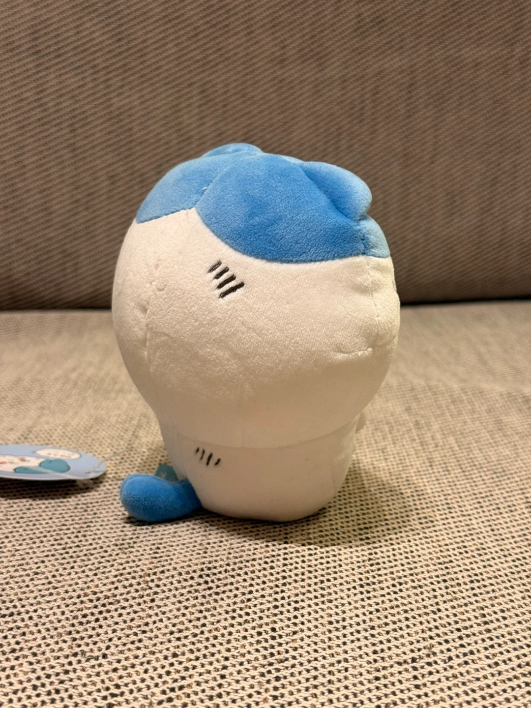 ちいかわ 喜びがないハチワレ ぬいぐるみの写真2枚目