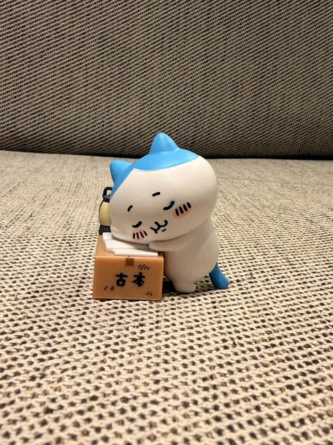 ハチワレ　フィギュア 4種セットの写真6枚目