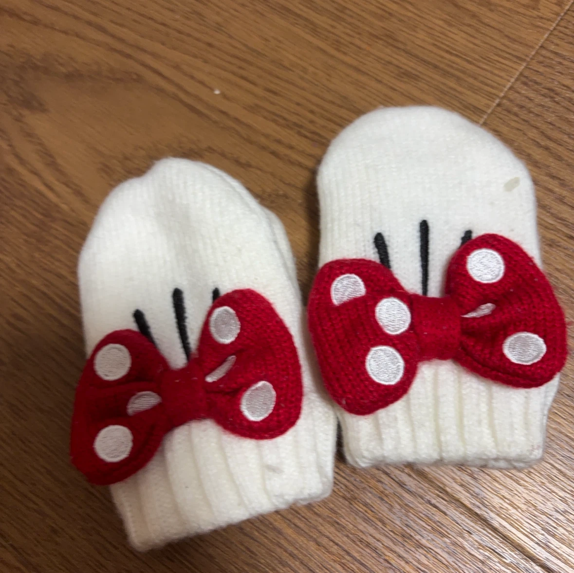 ミニーマウス風 ベビー用手袋