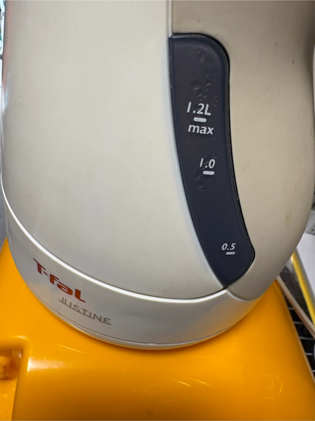 ティファール 電気ケトル ジュスティン 1.2Lの写真5枚目