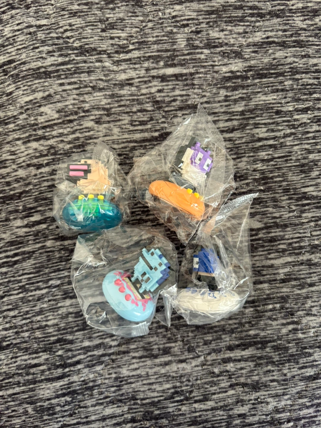 【チョコサプ たまごっち】9種まとめ売り　おまけ付き✨の写真3枚目
