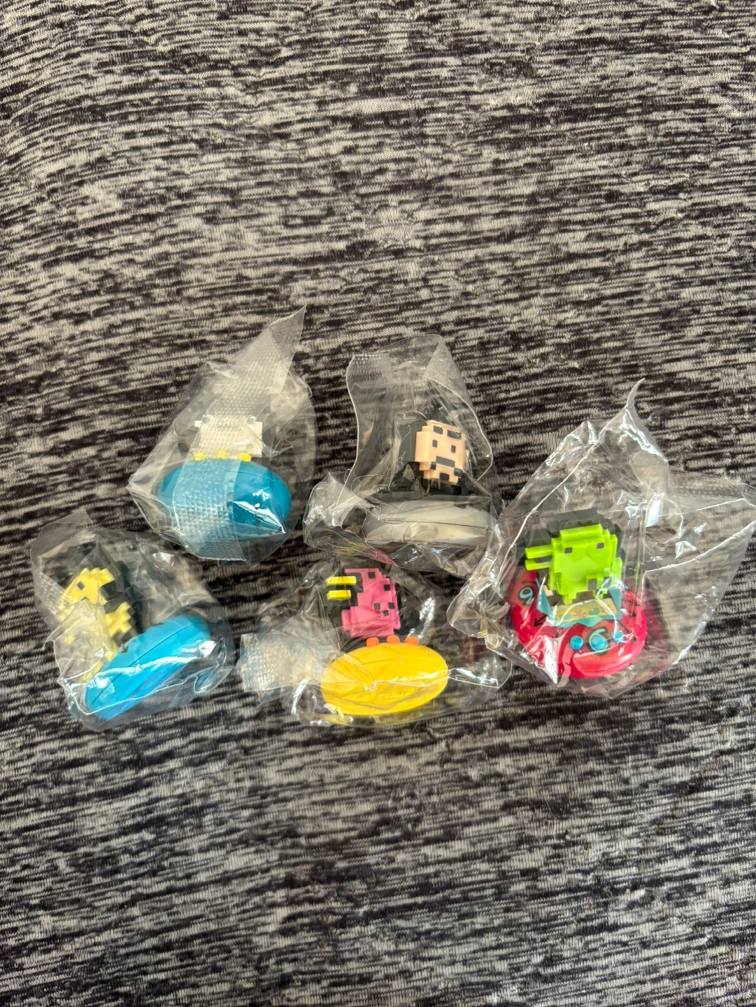 【チョコサプ たまごっち】9種まとめ売り　おまけ付き✨の写真2枚目