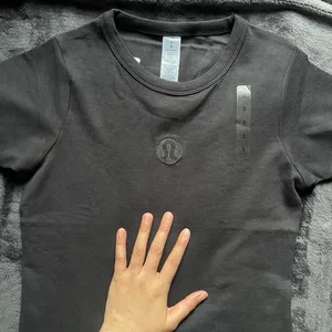 ルルレモン 半袖Tシャツ 黒 Sサイズ