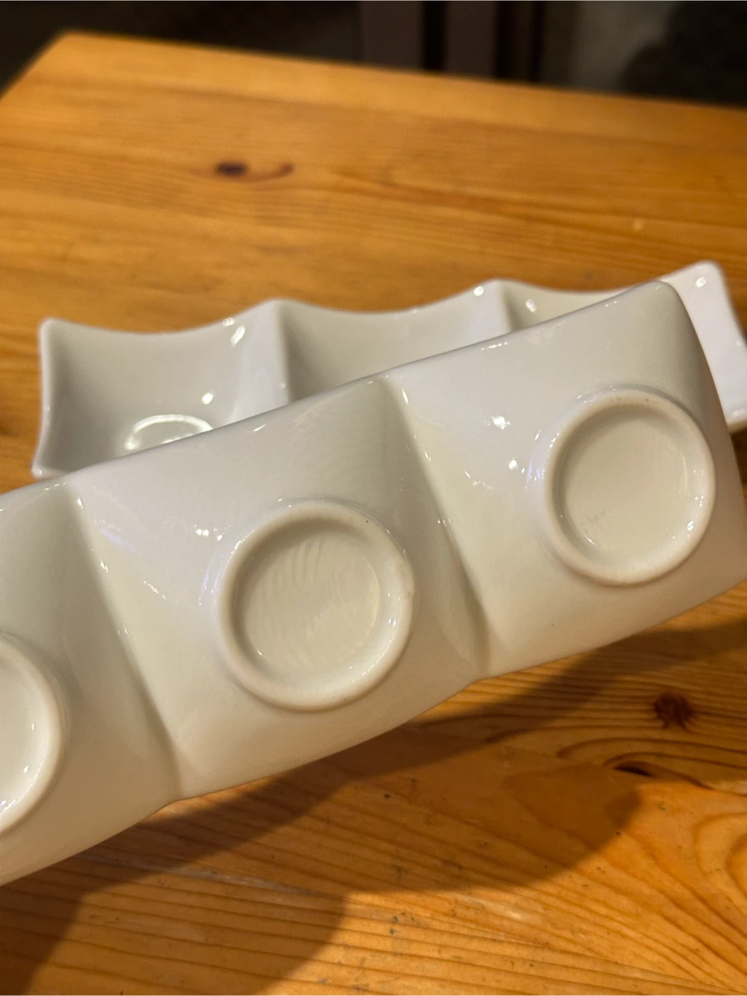 3連仕切り皿 陶器製 ホワイト 2個セットの写真3枚目
