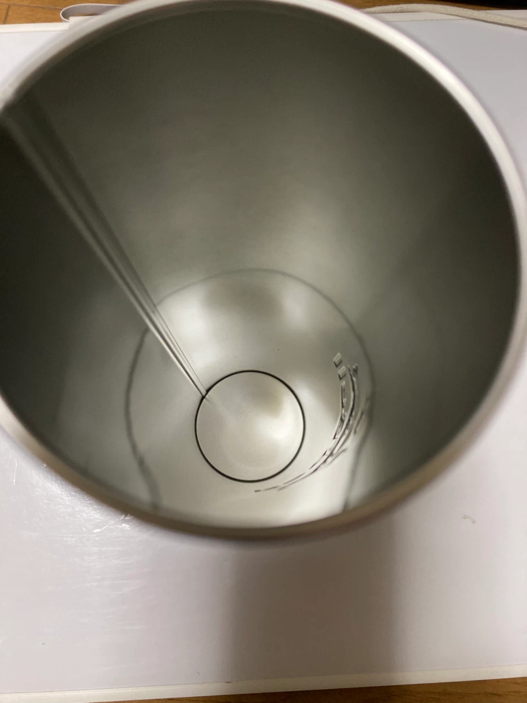 レッドブル　空き缶の写真2枚目