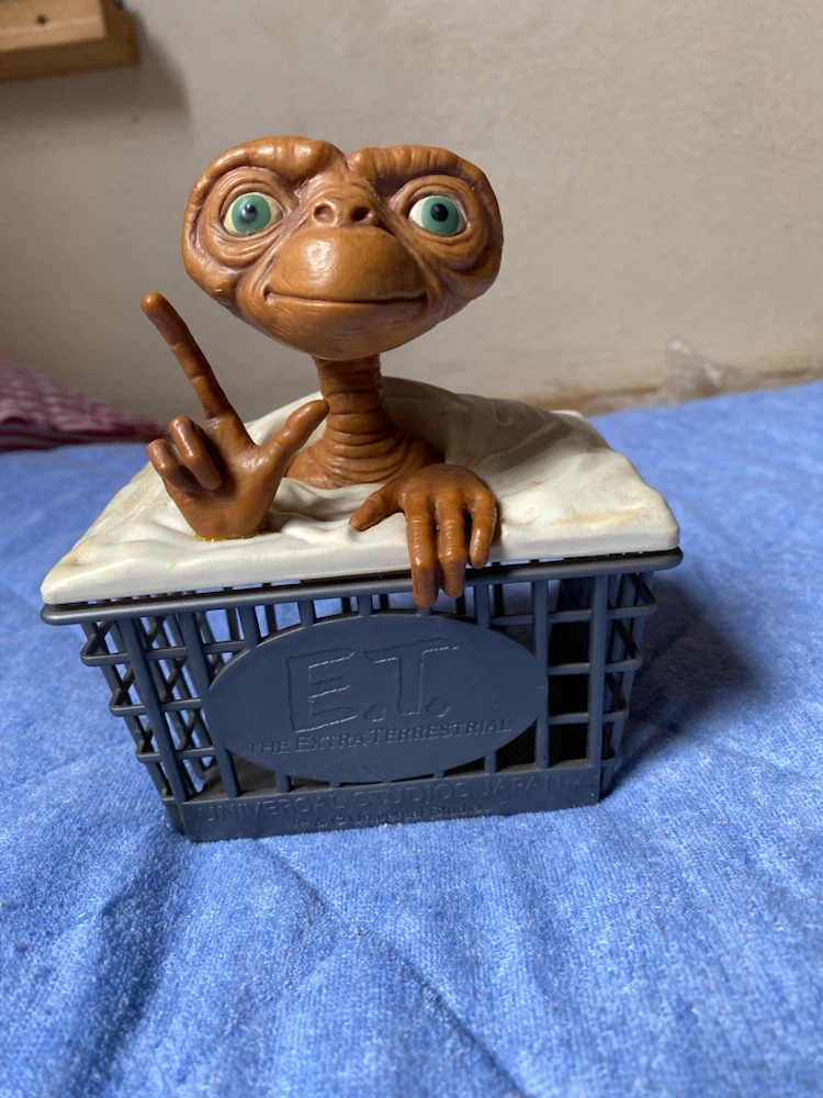 E.T. バスケット フィギュア ユニバーサルスタジオジャパン