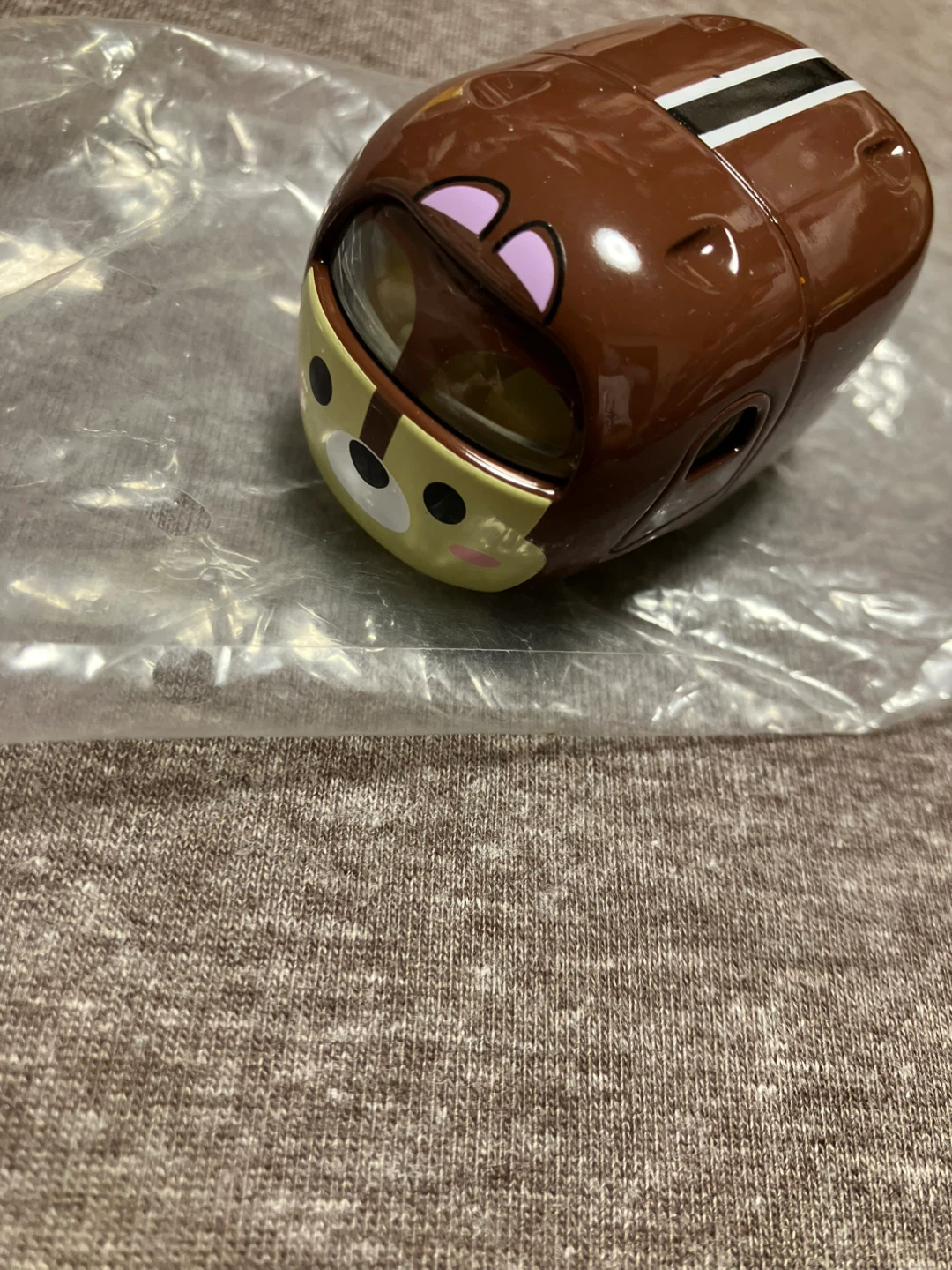 タカラトミーのミニカーシリーズ「ディズニーモータース ツムツム」の「チップ ツム」