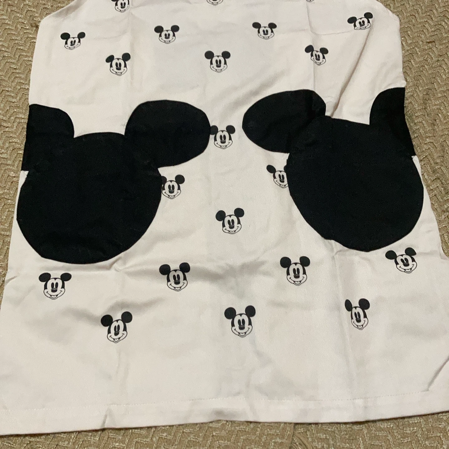 ディズニー ミッキーマウス エプロン M-Lの写真2枚目