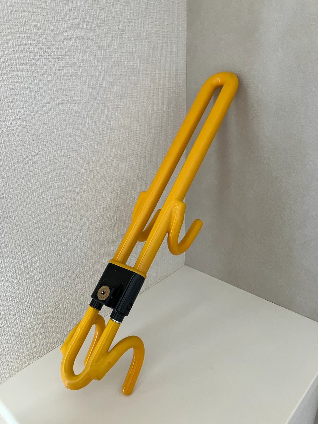 自動車用ハンドルロックの写真2枚目