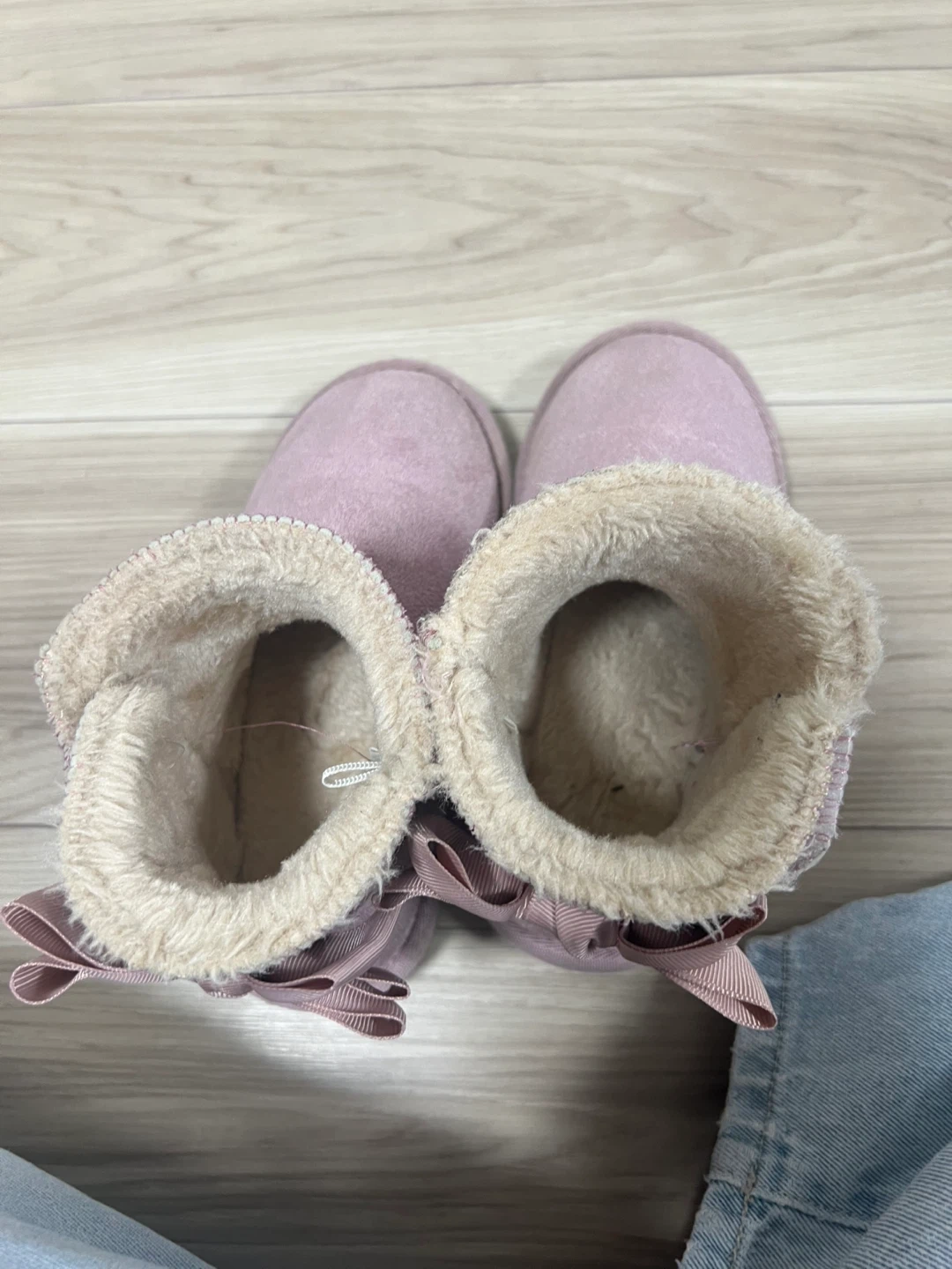 キッズ ムートンブーツ ピンク リボン付き19センチの写真4枚目