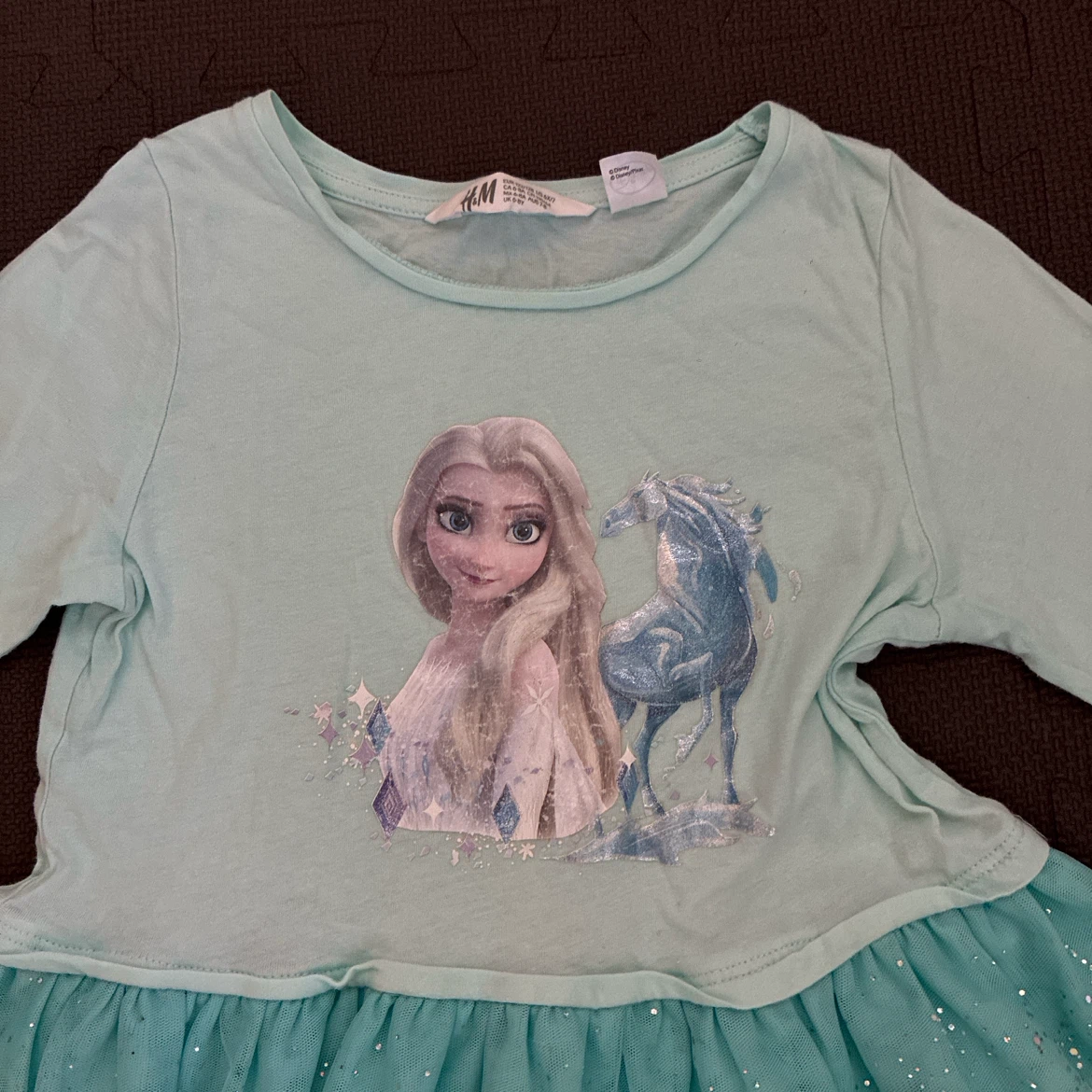 H&M エルサ チュールワンピース ドレス 130 ハロウィンやディズニーにの写真3枚目
