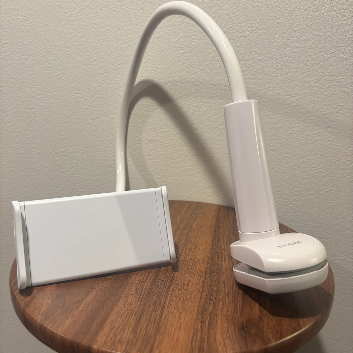 スマホアームスタンド