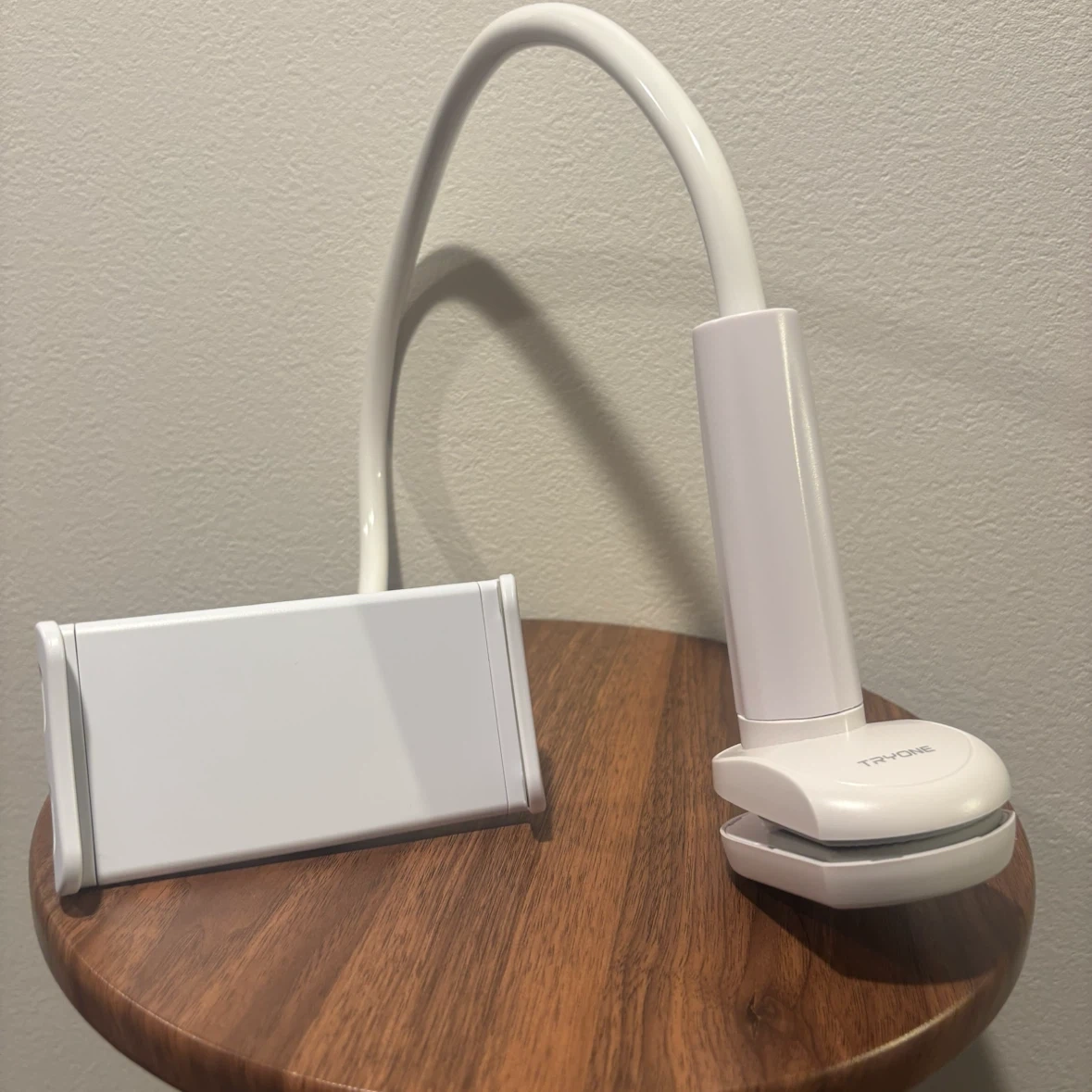 スマホアームスタンド