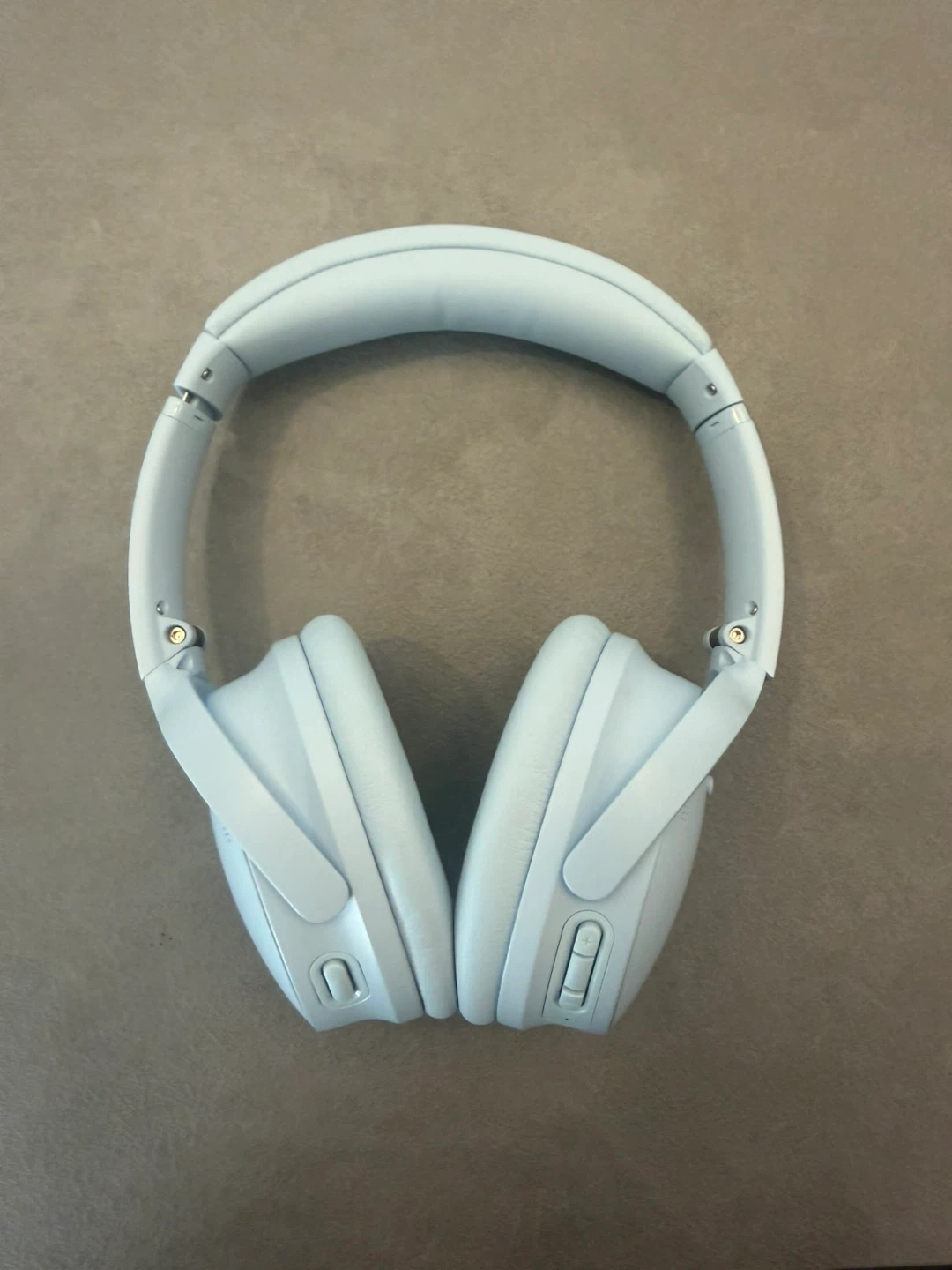 Bose QuietComfort アイスブルー 限定色の写真3枚目
