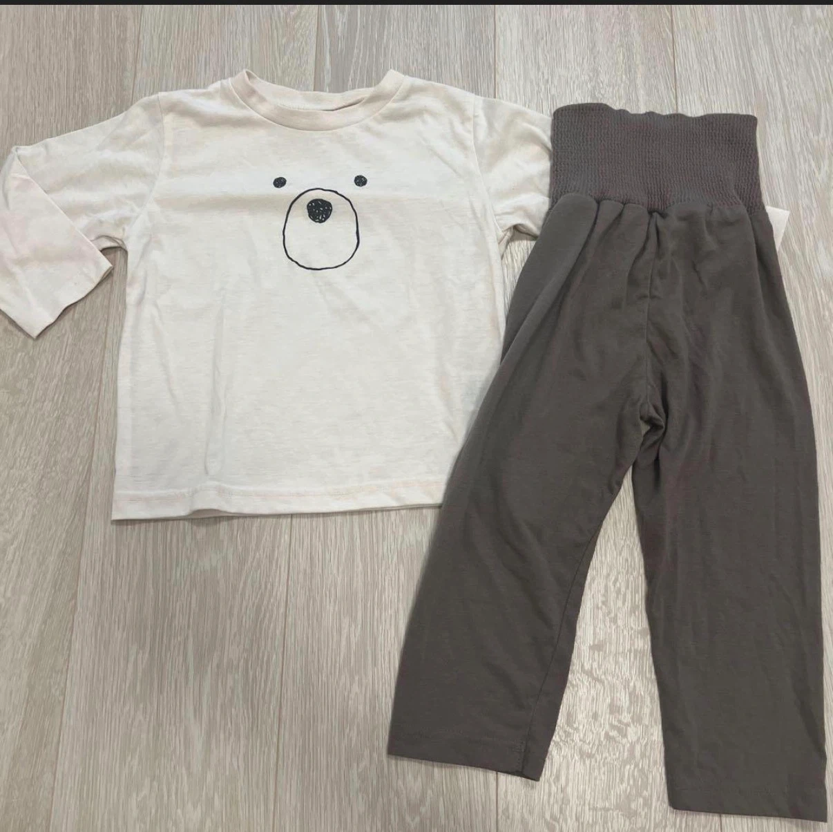 クマさん柄 長袖Tシャツ&腹巻パンツ 90cm