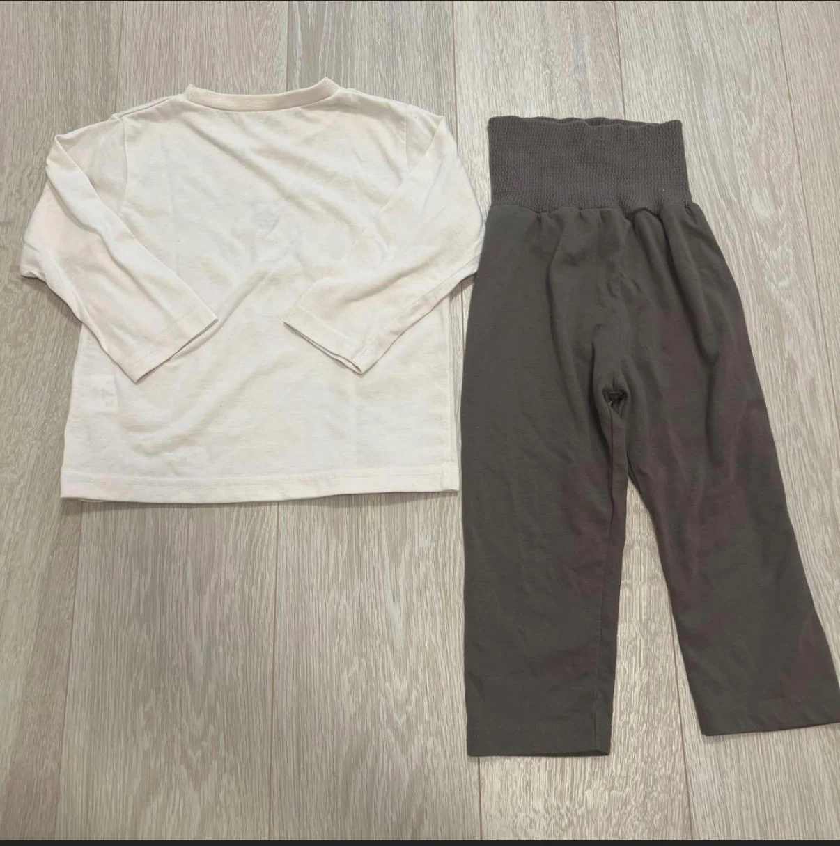 クマさん柄 長袖Tシャツ＆腹巻パンツ 90cmの写真2枚目