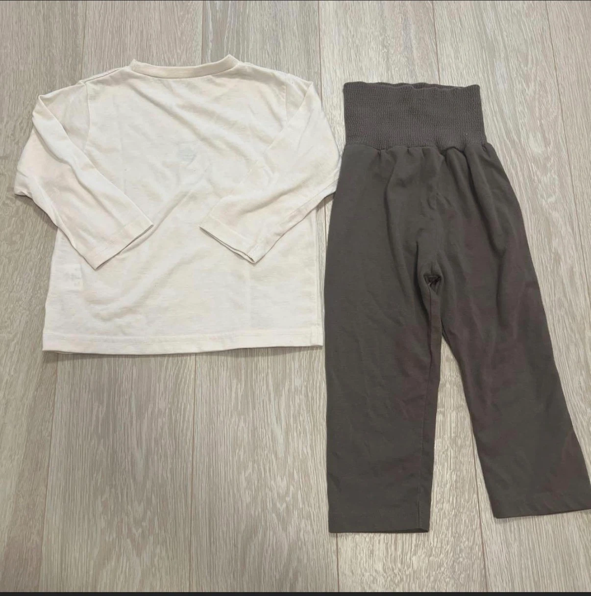 クマさん柄 長袖Tシャツ&腹巻パンツ 90cmの写真2枚目