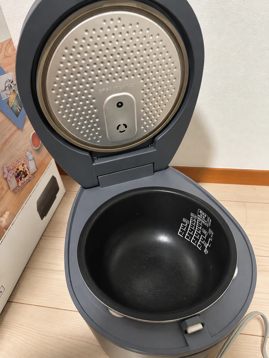 アイリスオーヤマ IH炊飯器 RC-IL50-H 5.5合 グレー 50銘柄炊き　訳ありの写真2枚目