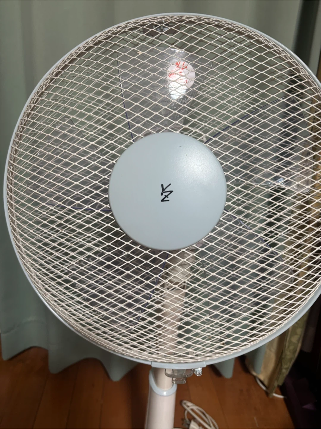 山善 扇風機 スタンド型の写真2枚目
