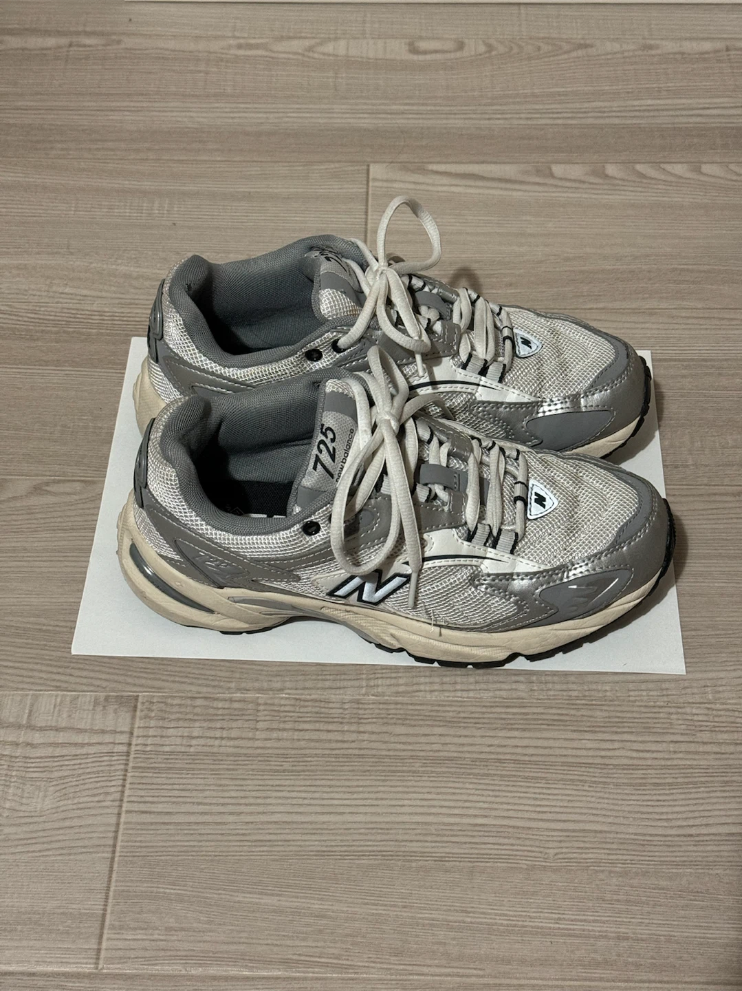 New Balance 725  24cmの写真2枚目