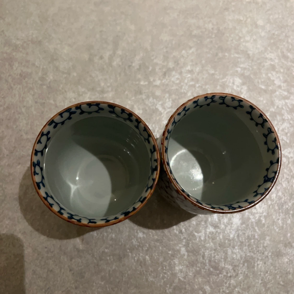 唐草模様 湯呑み 2個セット 陶器の写真2枚目
