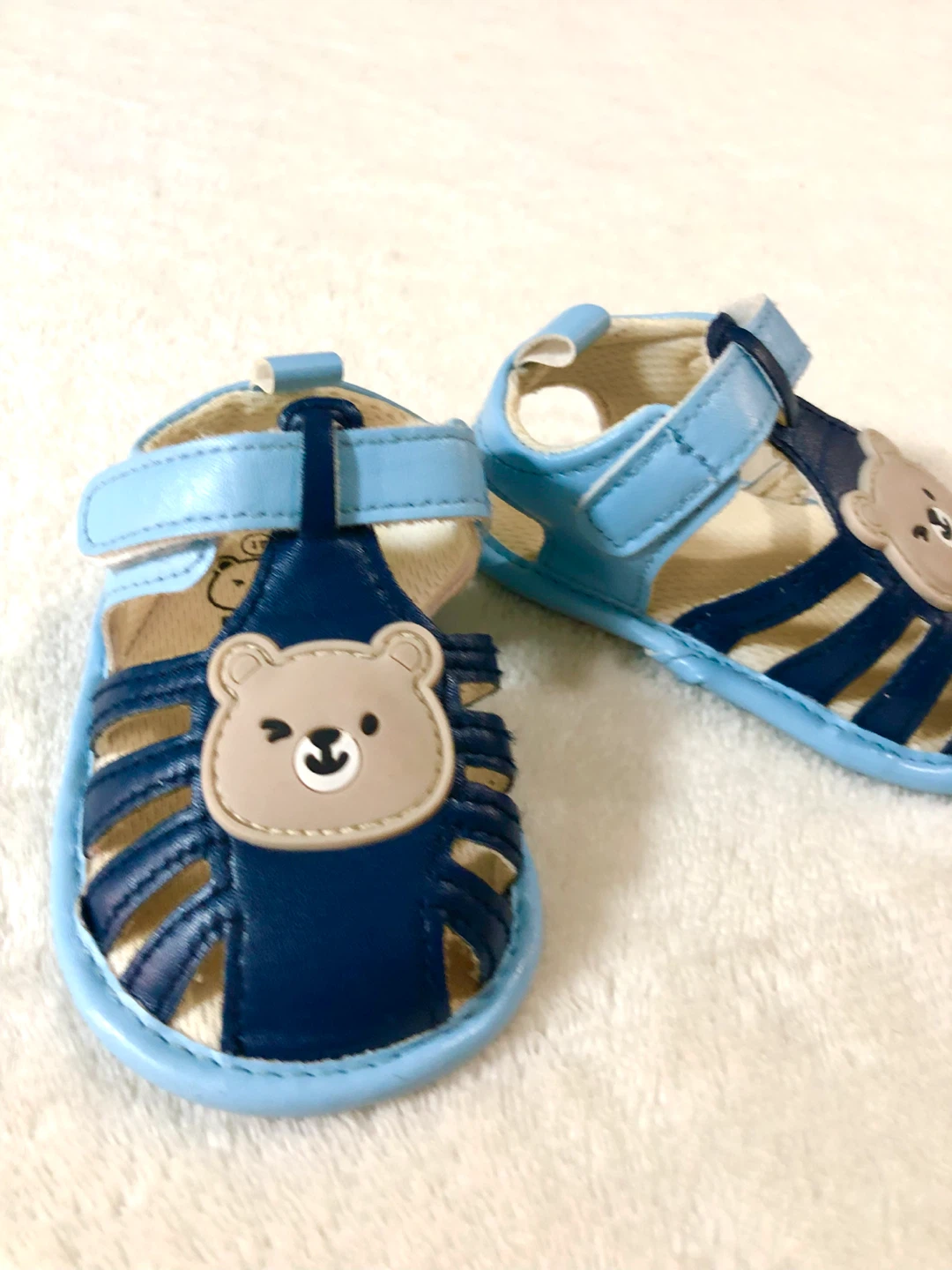 👶✨ラベイシル ベビーサンダル 11cm くま🌟✨の写真2枚目