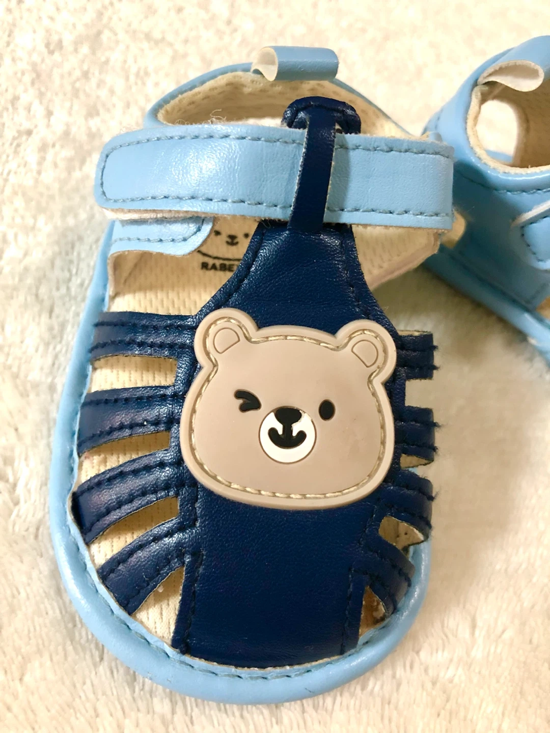 👶✨ラベイシル ベビーサンダル 11cm くま🌟✨の写真3枚目