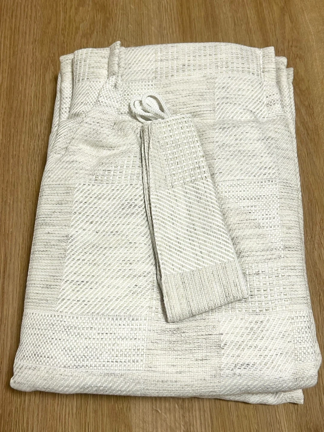 【未使用】 unicoドレープカーテン/ 幅100x丈135cm 2枚入りの写真6枚目