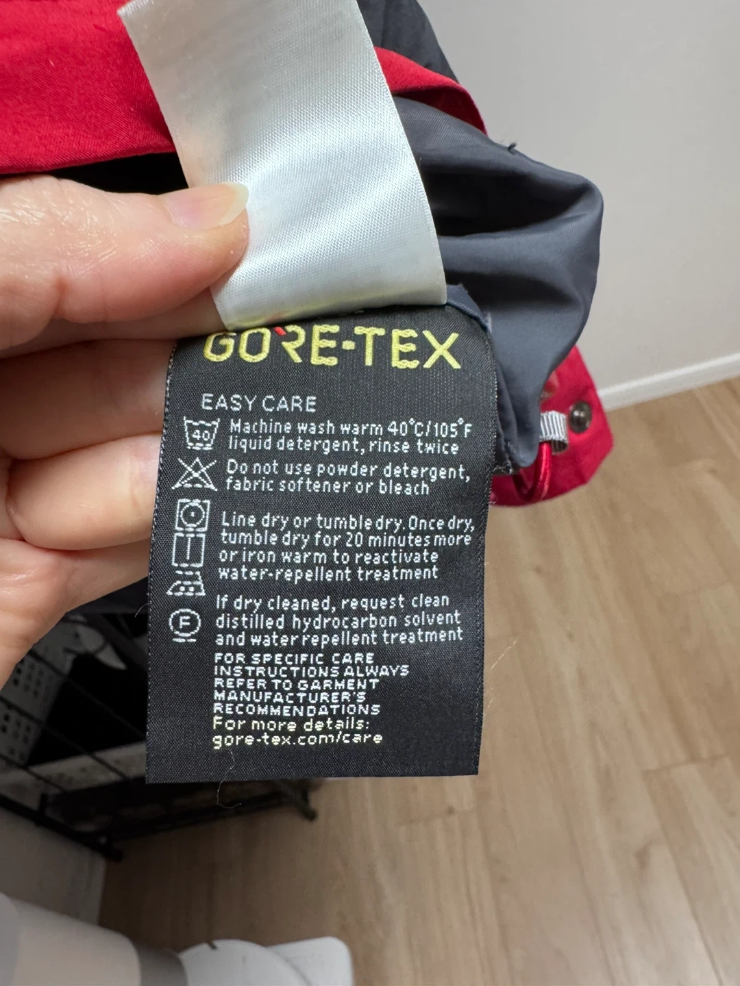 【GORE-TEX】ATUNASマウンテンパーカーの写真5枚目