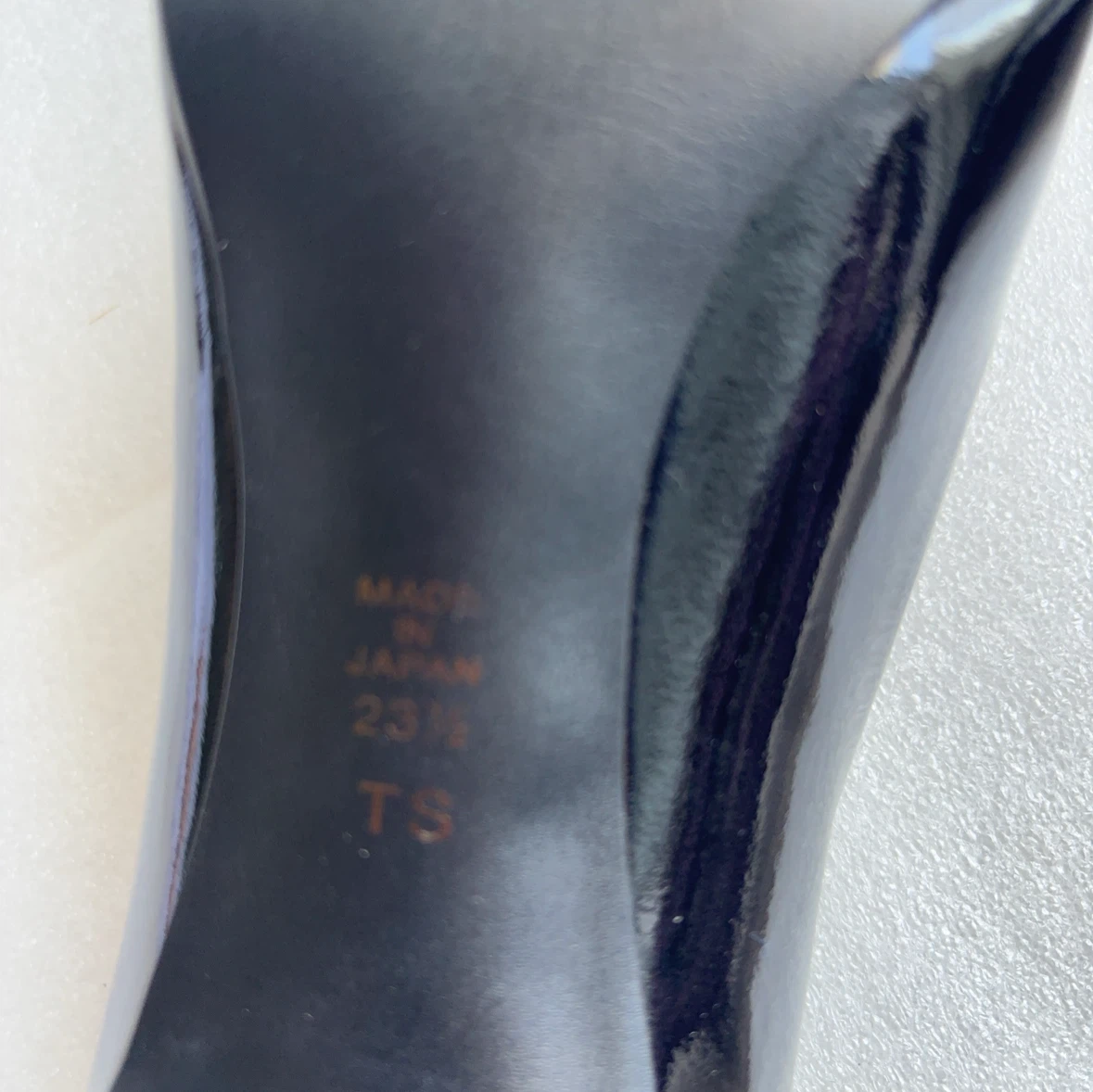 ダイアナ パンプス 23.5cm 黒の写真6枚目