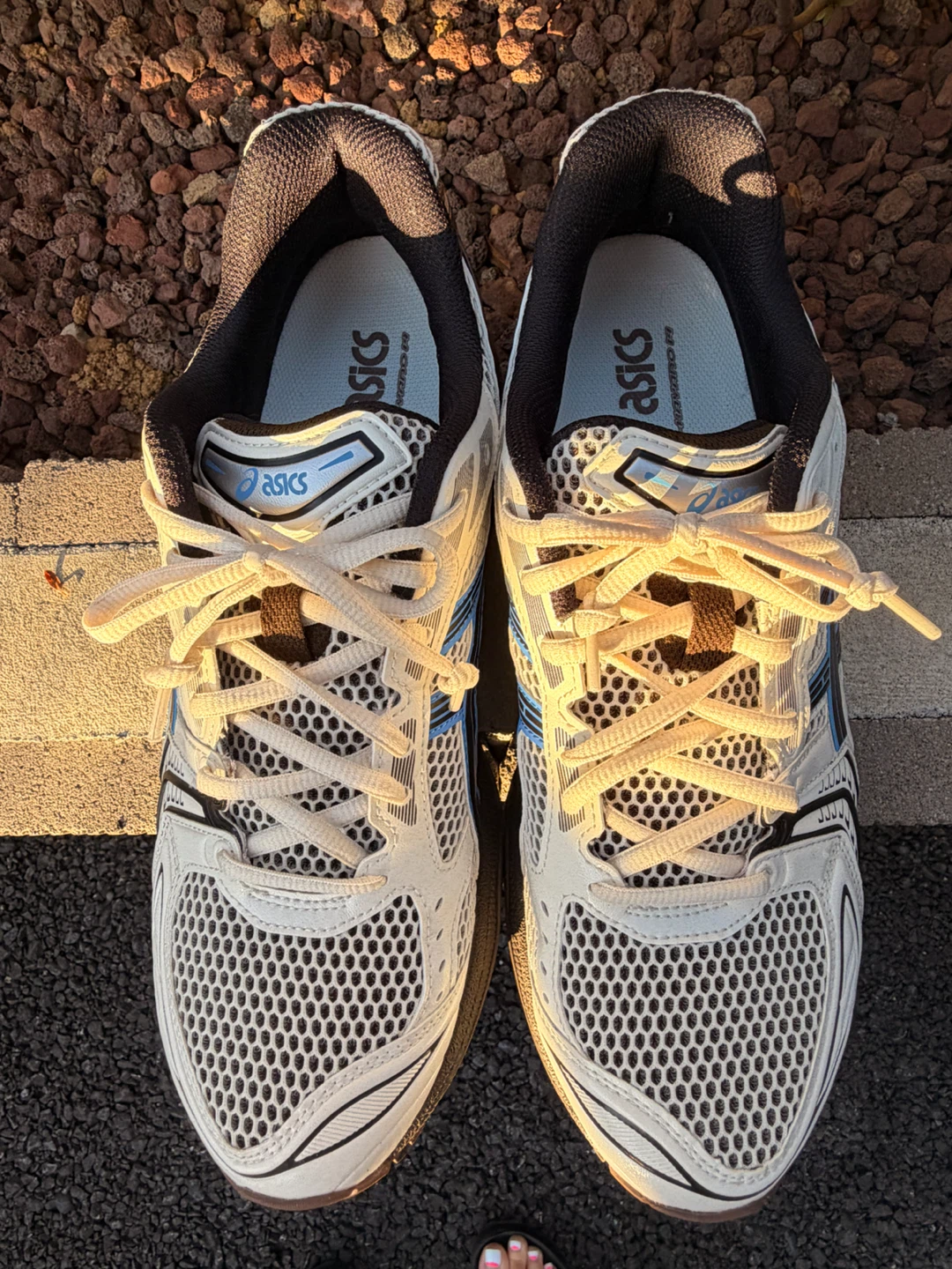 アシックス（ASICS） 人気ライフスタイルシューズ 「GEL-KAYANO 14（ゲルカヤノ 14）」の写真9枚目