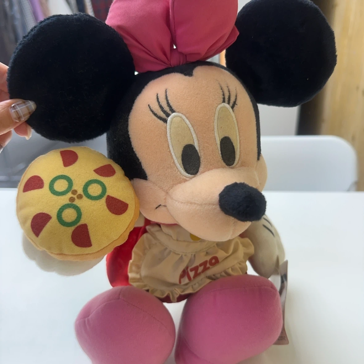 ミニーマウス ぬいぐるみ ピザ屋さん 100