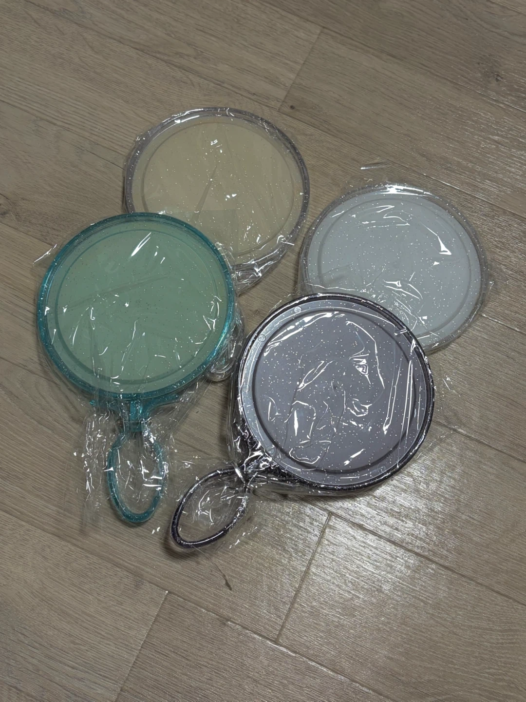 新品!スタンドミラー 卓上鏡 4つセットの写真2枚目