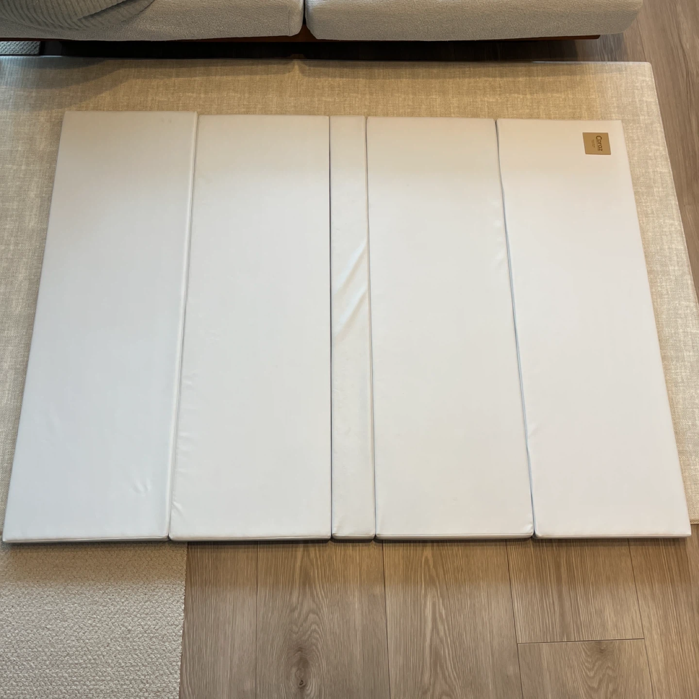 caraz プレイマット 120×160cm シームレス 折りたたみ ホワイトの写真2枚目