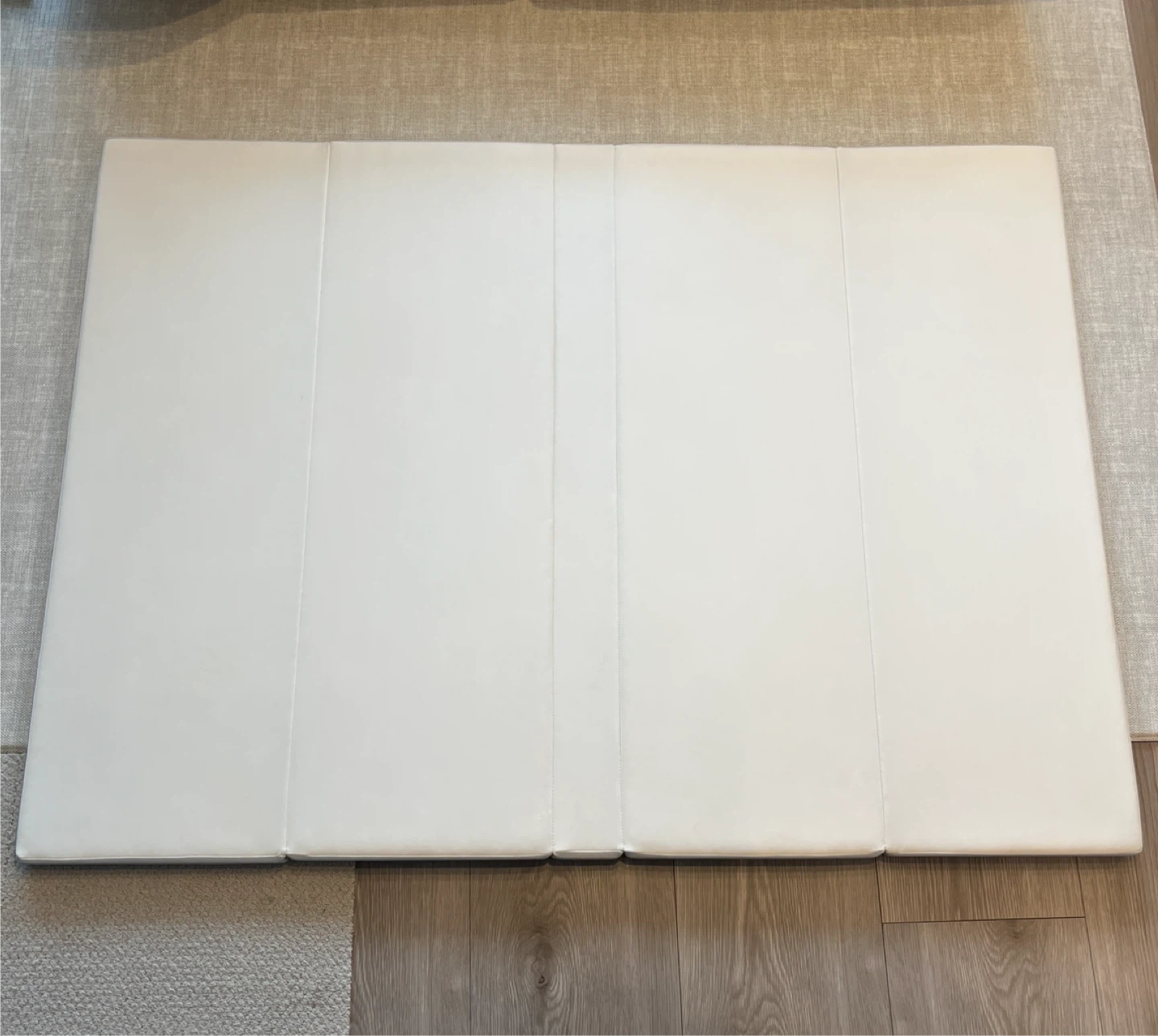 caraz プレイマット 120×160cm シームレス 折りたたみ ホワイト