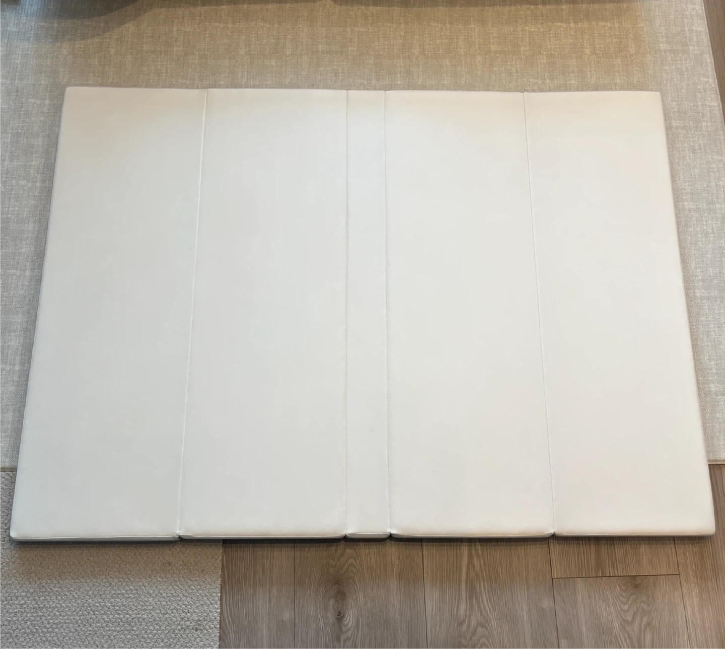 caraz プレイマット 120×160cm シームレス 折りたたみ ホワイト