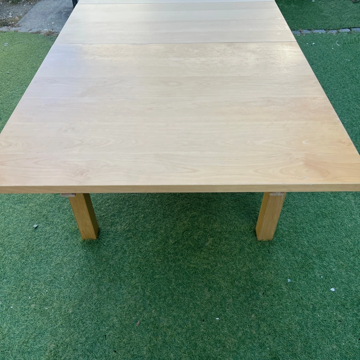 IKEA 伸長式140cm〜220cm ダイニングテーブル BJURSTA(ビュースタ)の写真4枚目