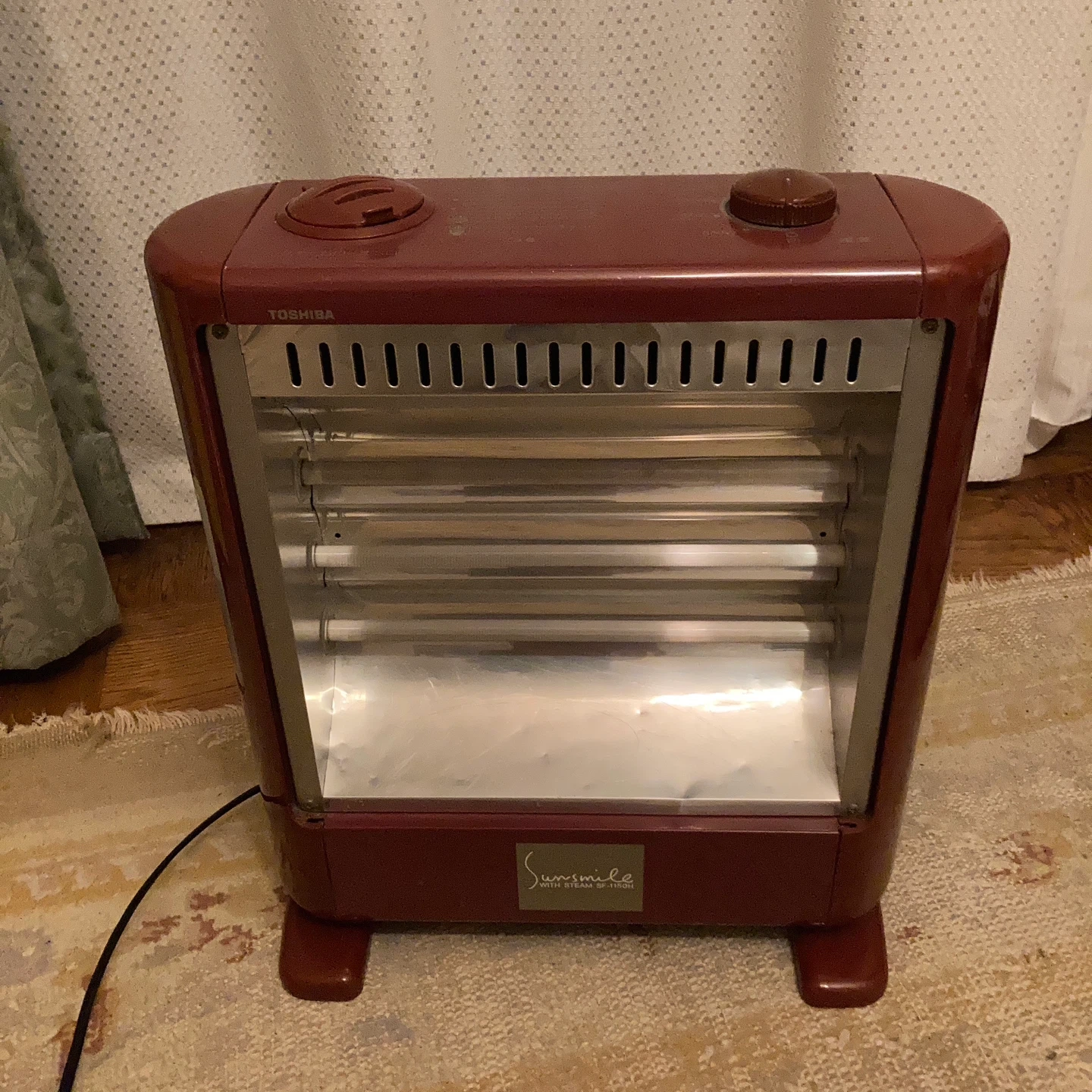 東芝 スチーム付電気ヒーター SF-1150H