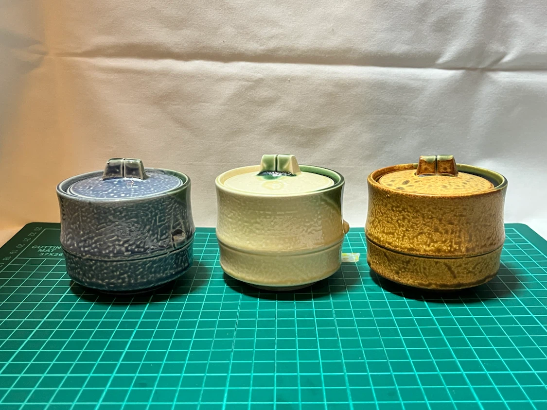 陶器製 蓋付き小鉢 3色セット 薬味入れ