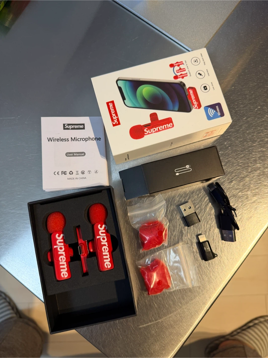Supreme Mini Mics (Set of 2) Redの写真3枚目