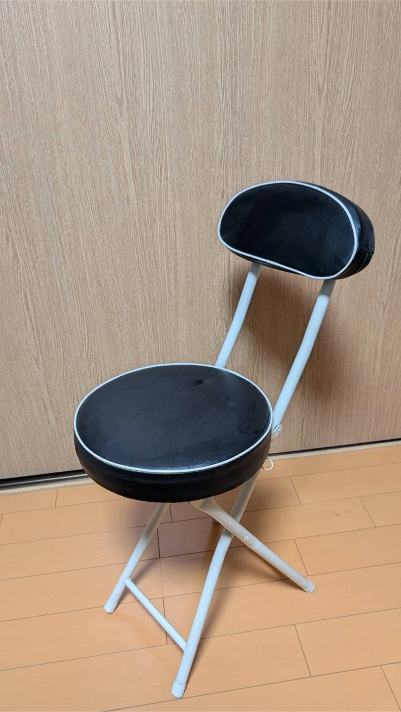 折りたたみクッションチェア 黒