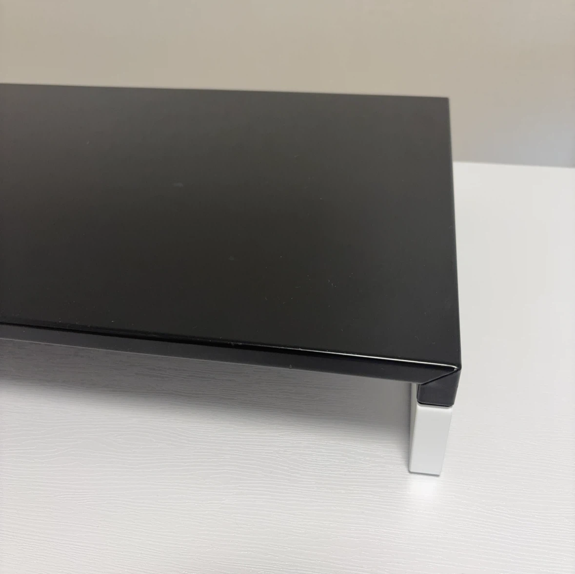 PC、モニター台 ブラック×ホワイトの写真3枚目